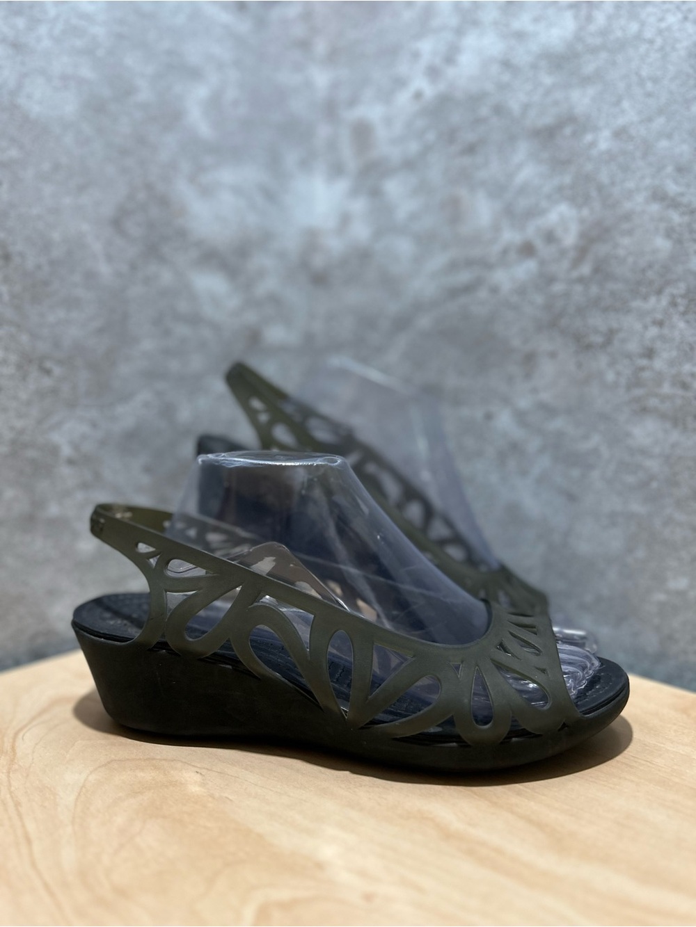 black Crocs Adrina III cutout jelly flats women’s size 10